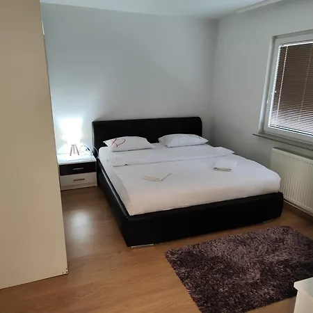 Apartment Dino